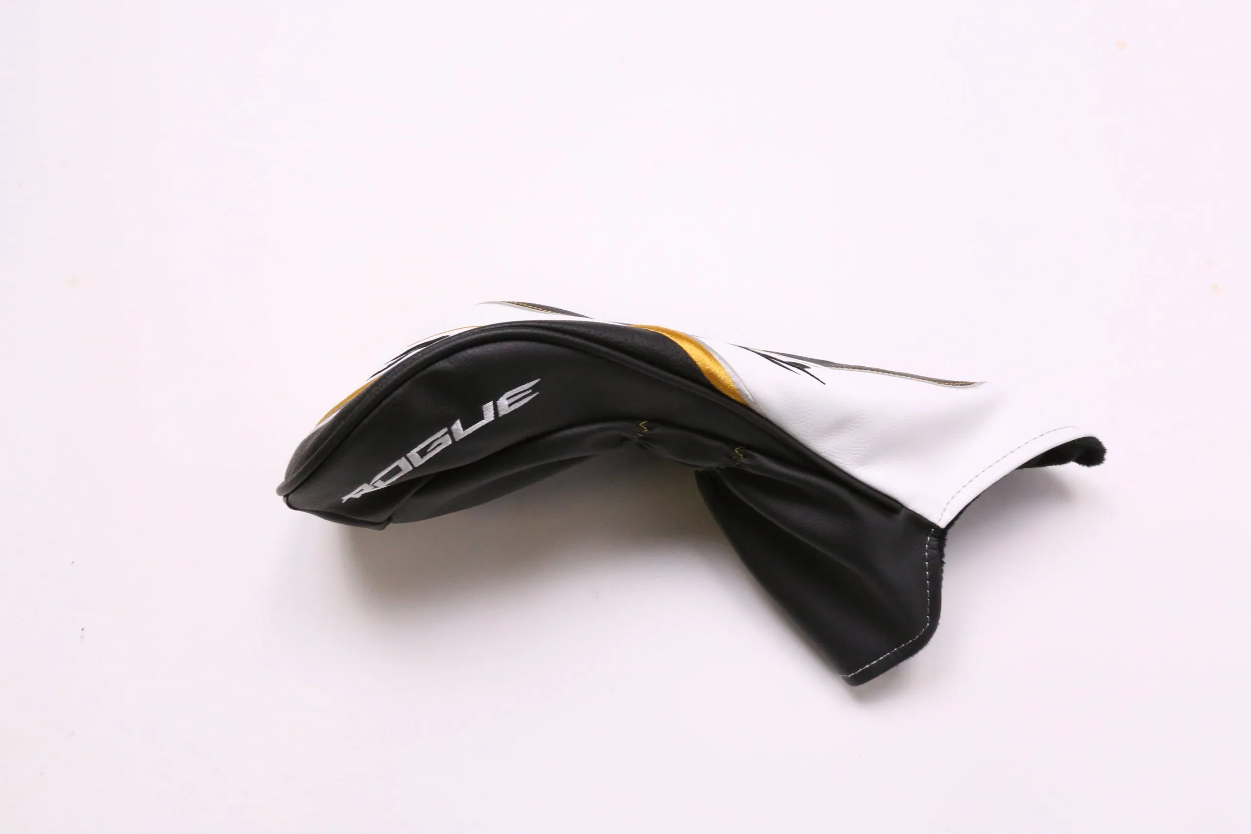 Callaway Rogue ST Driver Headcover Only Faux Leather Very Good Condition 4 Callaway Rogue ST Driver Headcover Only Faux Leather Very Good Condition - Image 2