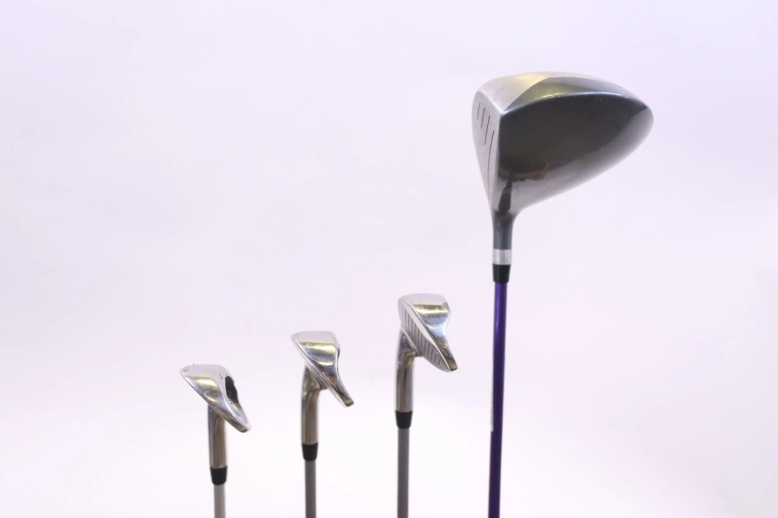 US Kids USKG Ultralight WT-15 Driver, 6, 8, PW Kids Set RH USKG Graphite Shafts Youth 5 US Kids USKG Ultralight WT-15 Driver, 6, 8, PW Kids Set RH USKG Graphite Shafts Youth - Image 3