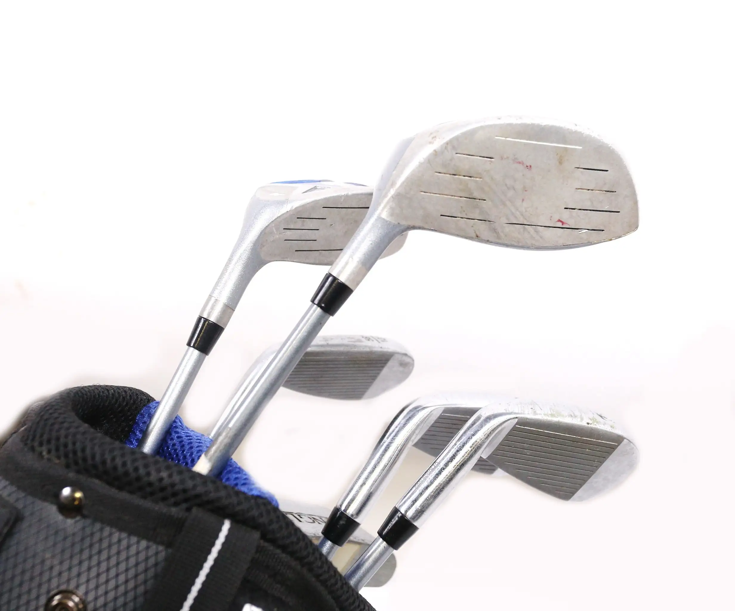 US Kids USKG 1W, 4H, 7, PW, SW, Putter RH Kids Club Set W/ Bag 41 In Height 6 US Kids USKG 1W, 4H, 7, PW, SW, Putter RH Kids Club Set W/ Bag 41 In Height - Image 4