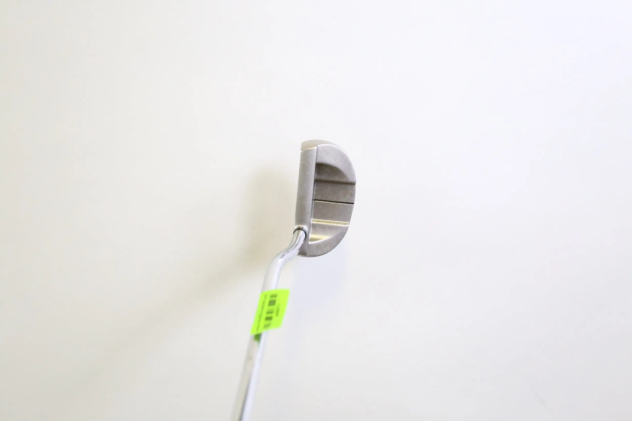 Odyssey White Hot #5 Putter RH 35 In Odyssey Steel Shaft Mid-Mallet 9 Odyssey White Hot #5 Putter RH 35 In Odyssey Steel Shaft Mid-Mallet - Image 7