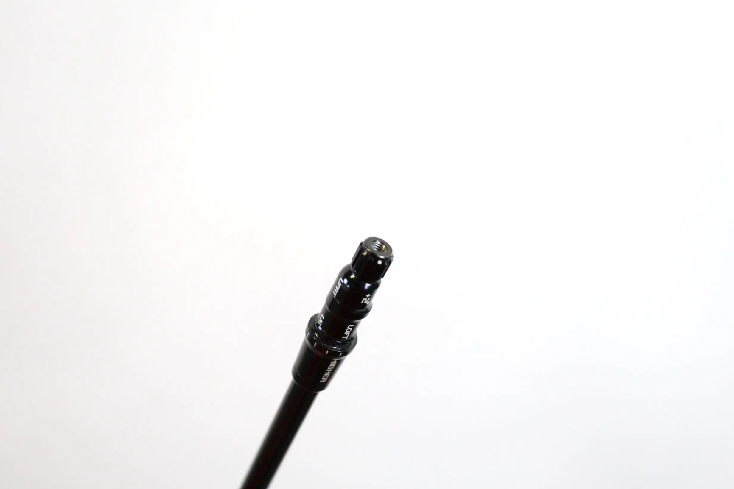 Fujikura Atmos Red 5R Driver Shaft 44.75 In 55g Regular Flex Taylormade Tip 9 Fujikura Atmos Red 5R Driver Shaft 44.75 In 55g Regular Flex Taylormade Tip - Image 7