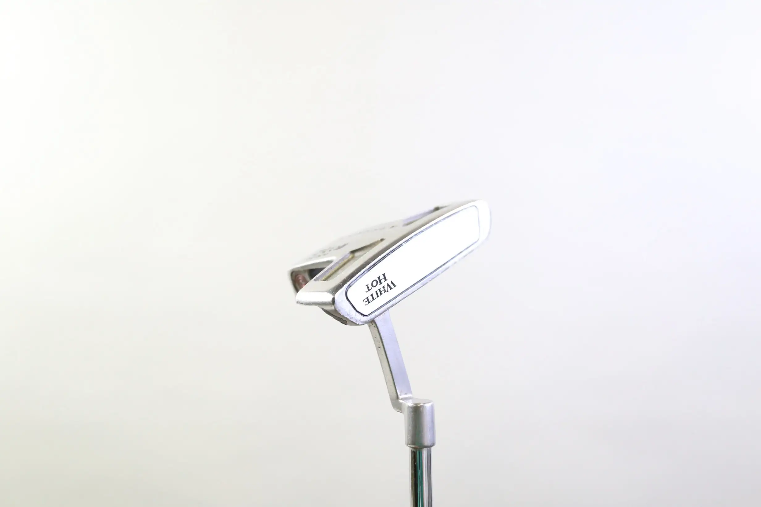 Odyssey White Hot 2-Ball Blade Putter RH 35 In Steel Shaft 5 Odyssey White Hot 2-Ball Blade Putter RH 35 In Steel Shaft - Image 3