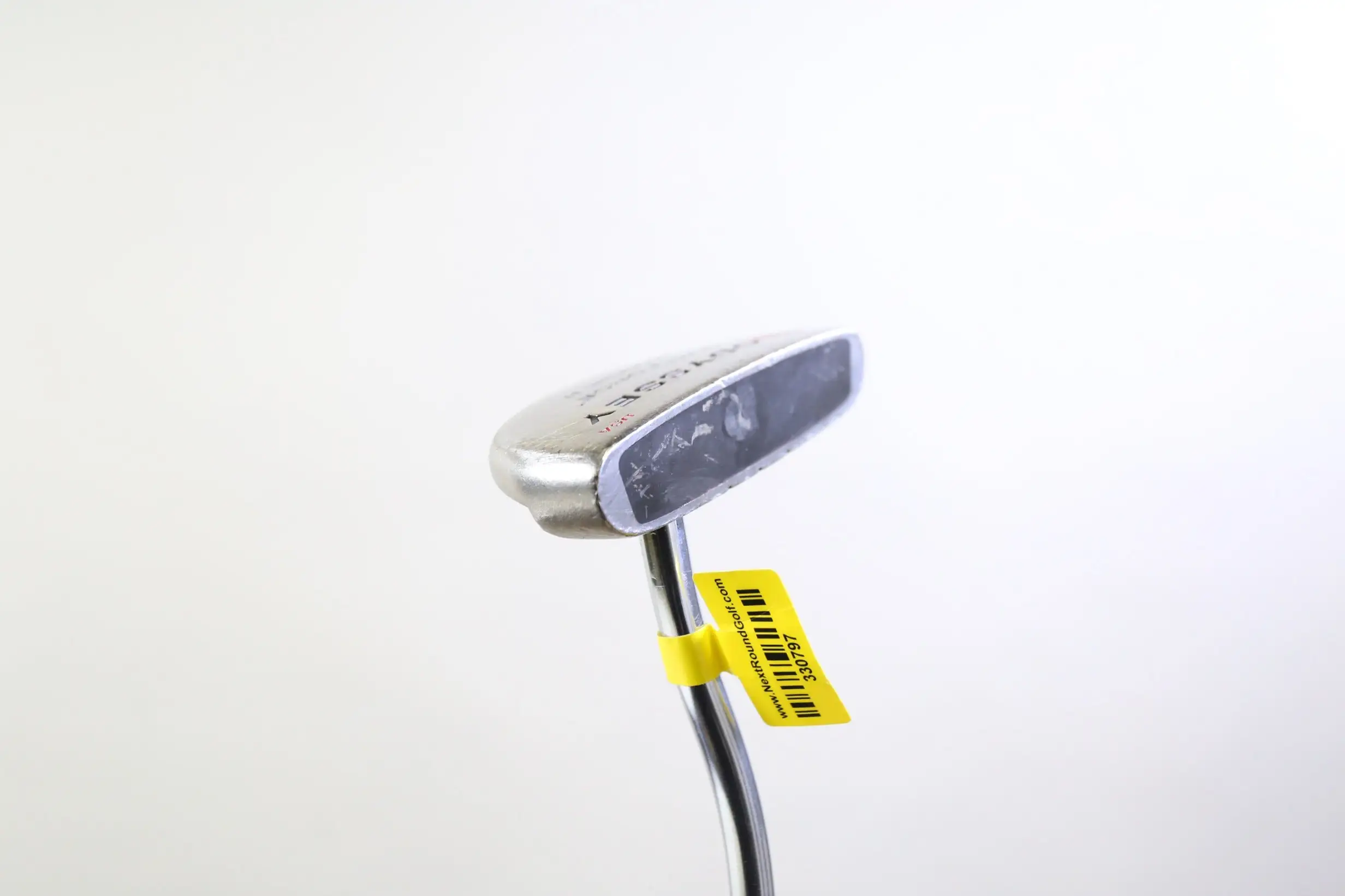 Odyssey DF Rossie 2 Putter RH 35 In Steel Shaft Odyssey Grip Mid-Mallet 5 Odyssey DF Rossie 2 Putter RH 35 In Steel Shaft Odyssey Grip Mid-Mallet - Image 3