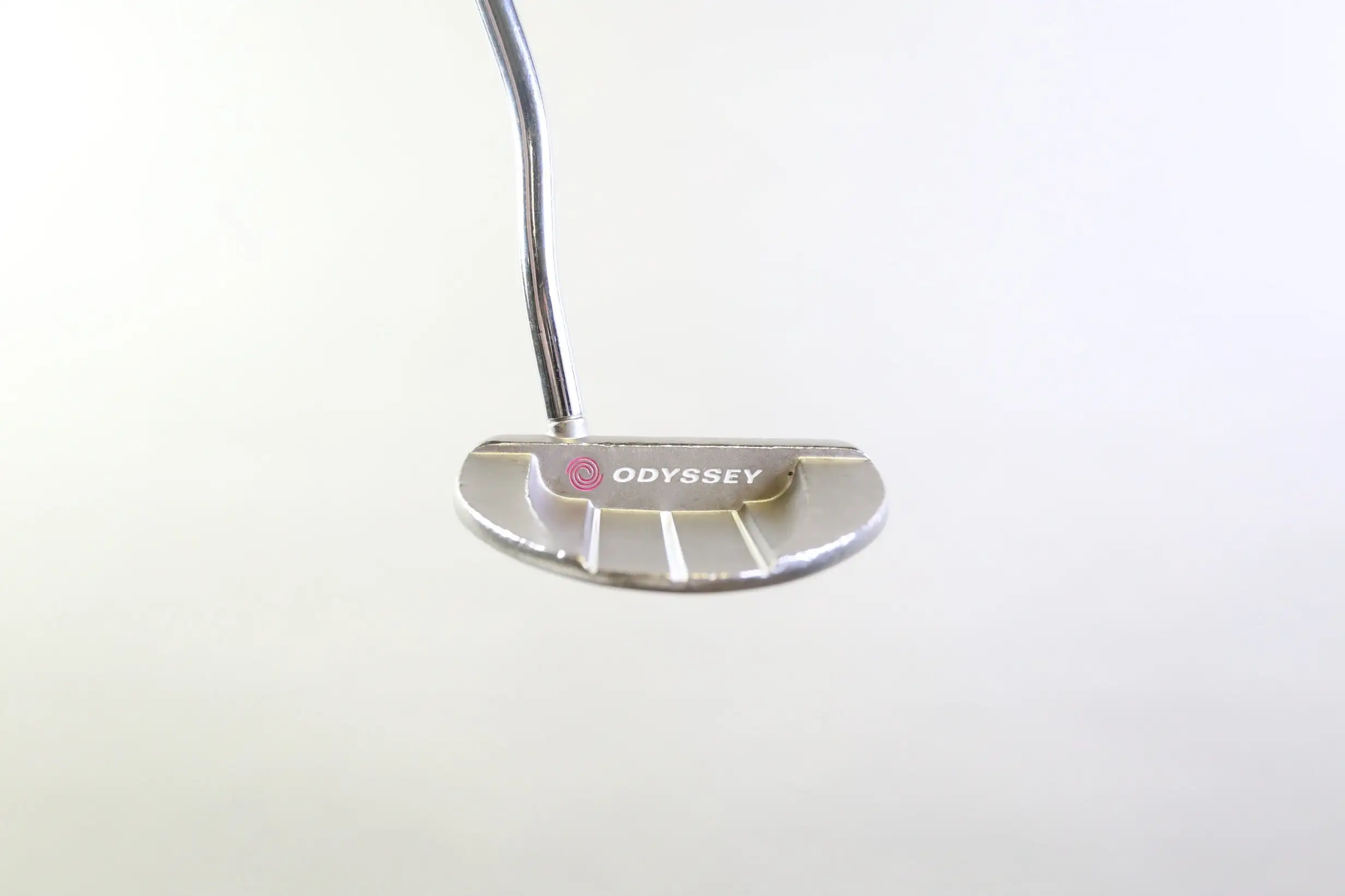 Odyssey White Hot Pro V-Line Putter RH 33.25 In Steel Shaft Oncourse Grip Mallet 7 Odyssey White Hot Pro V-Line Putter RH 33.25 In Steel Shaft Oncourse Grip Mallet - Image 5