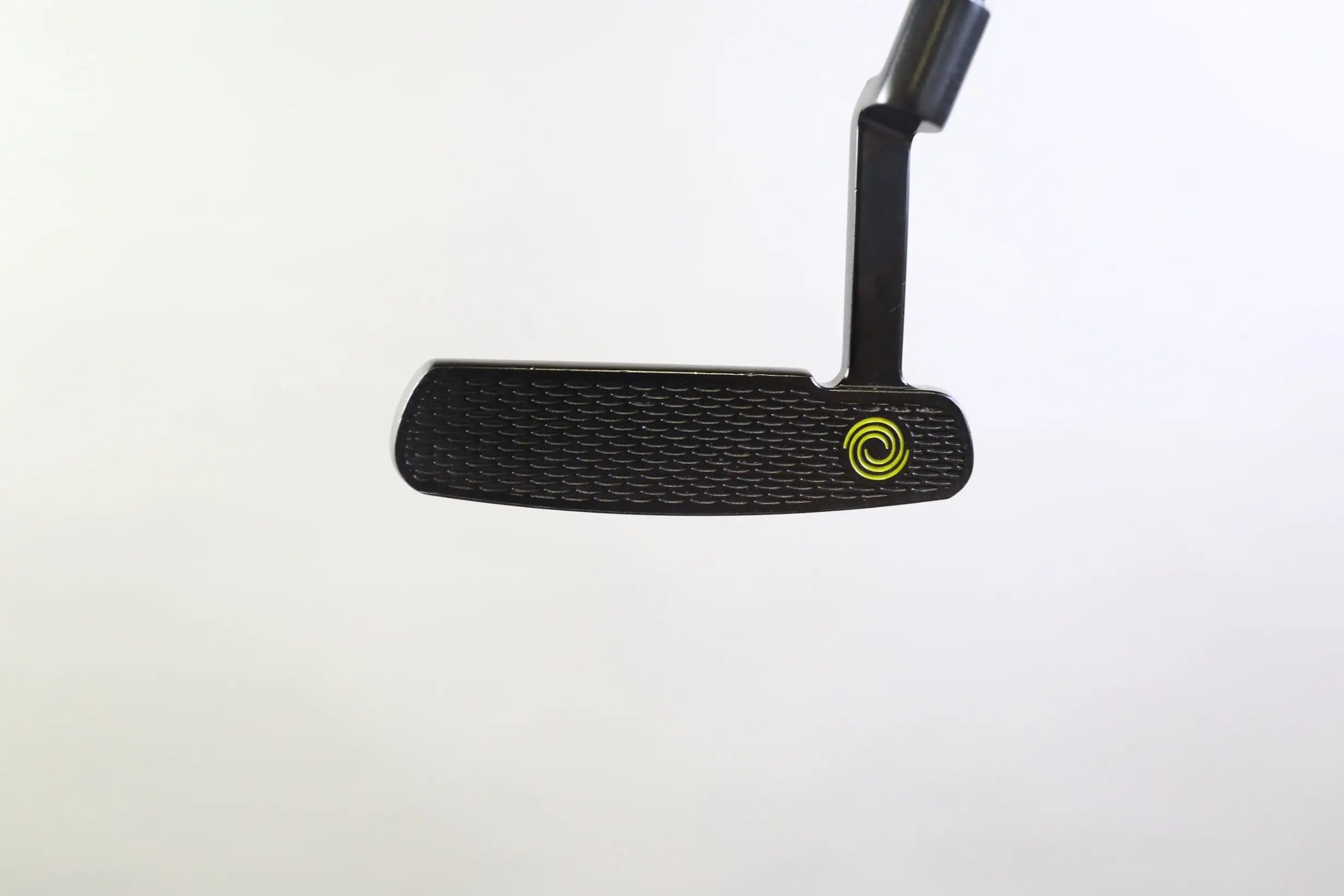 Odyssey Metal X Milled 330 Mallet Putter RH 35 In SuperStroke 3.0 Slim Grip 6 Odyssey Metal X Milled 330 Mallet Putter RH 35 In SuperStroke 3.0 Slim Grip - Image 4