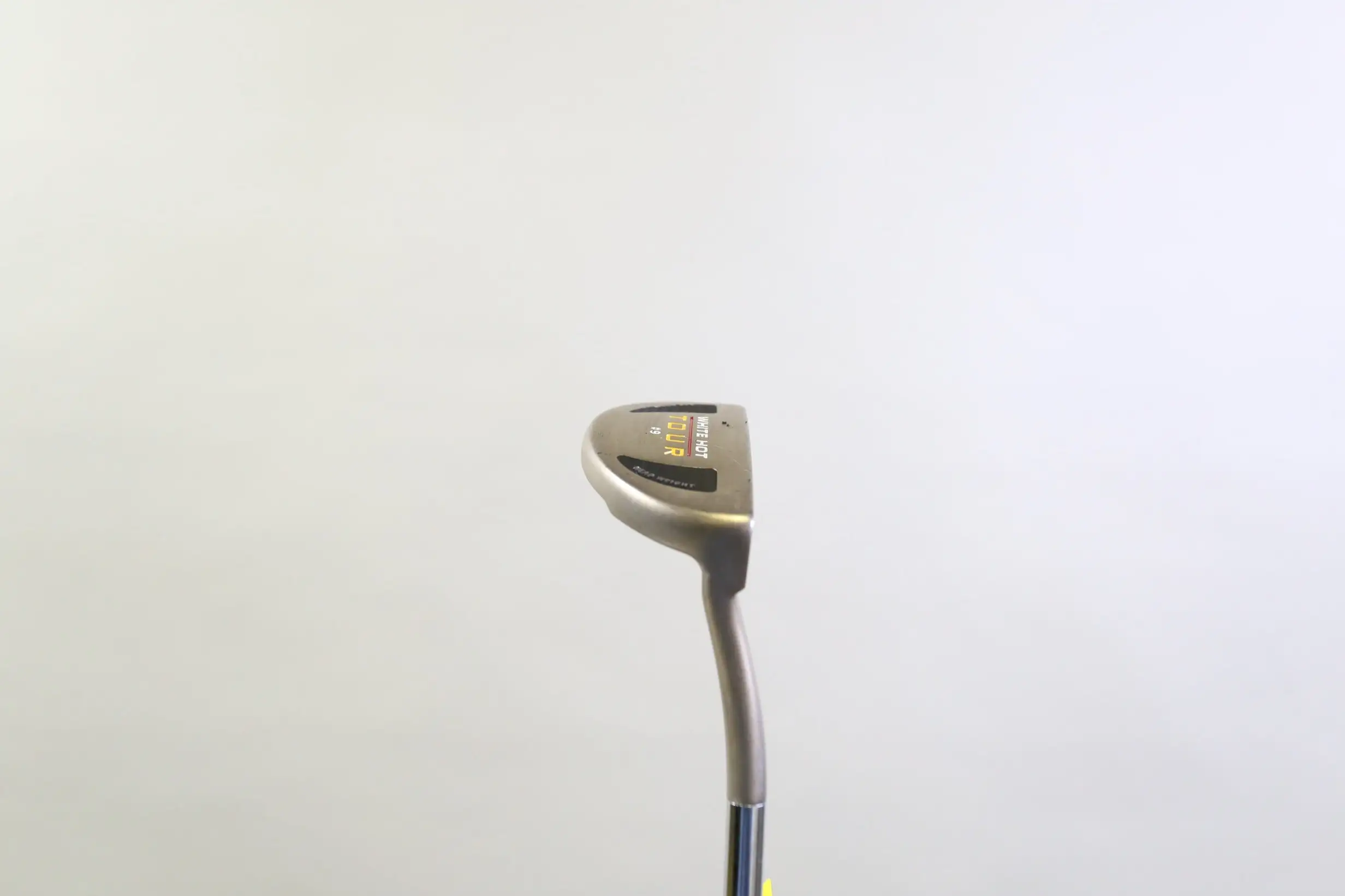 Odyssey White Hot Tour #9 Putter RH 34.5 In Steel Shaft Winn Jumbo Lite Grip 4 Odyssey White Hot Tour #9 Putter RH 34.5 In Steel Shaft Winn Jumbo Lite Grip - Image 2