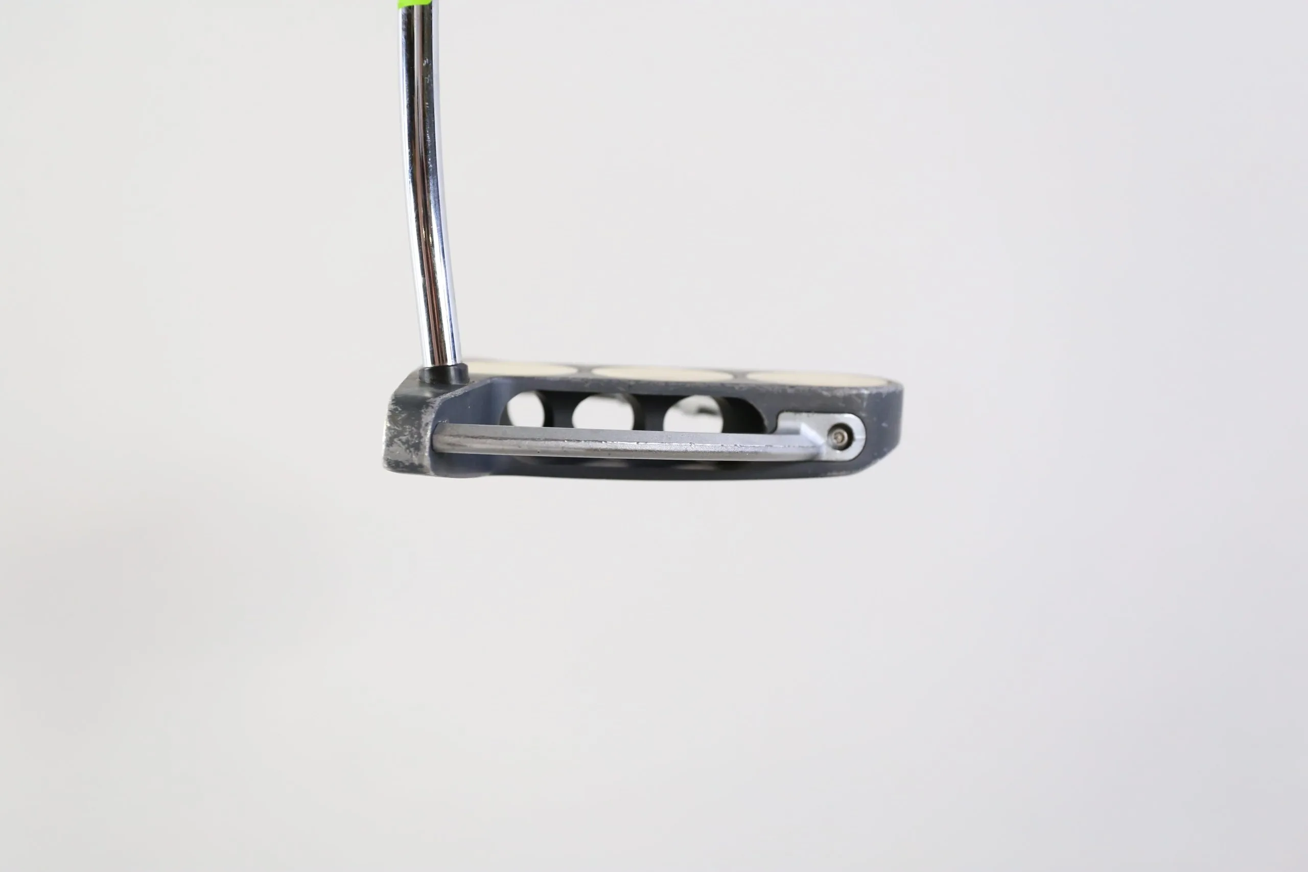 Odyssey White Steel Tri Ball SRT Putter RH 35.5 In Odyssey Steel Shaft 6 Odyssey White Steel Tri Ball SRT Putter RH 35.5 In Odyssey Steel Shaft - Image 4