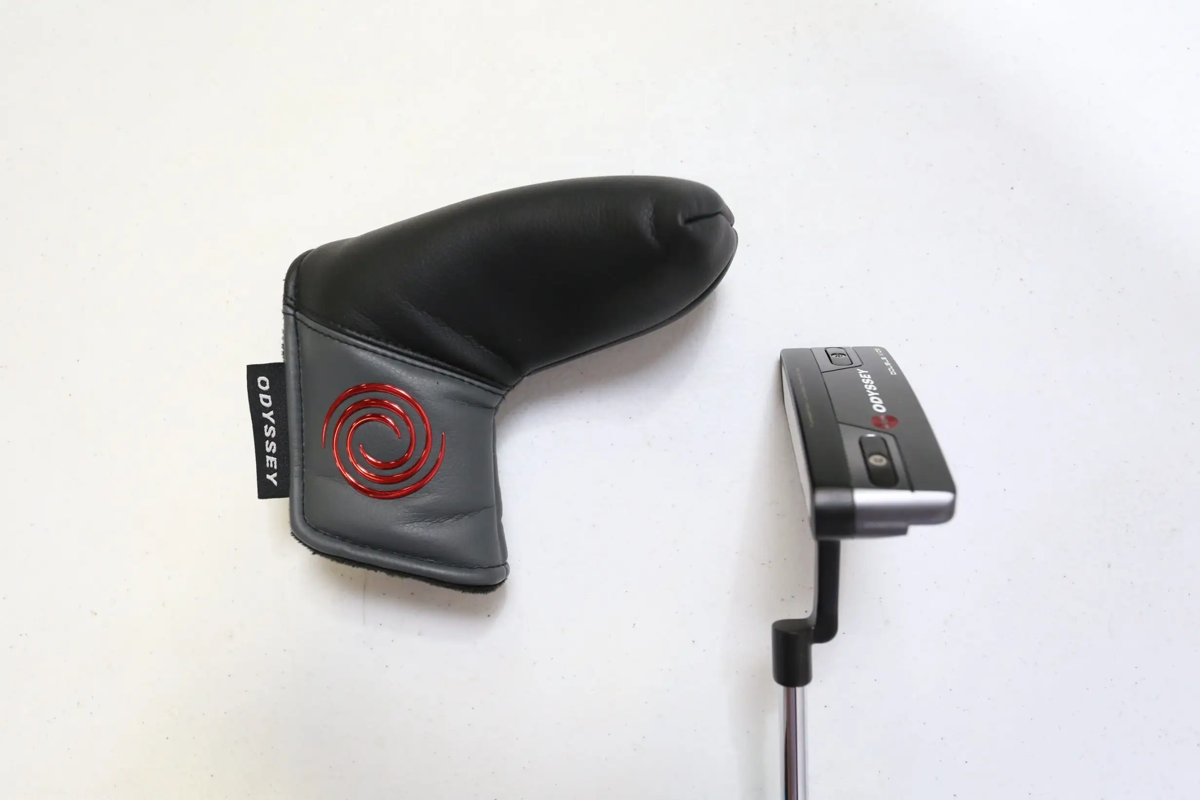 LEFTY Odyssey Tri-Hot 5K Double Wide Putter 35 In Graphite Shaft 3 LEFTY Odyssey Tri-Hot 5K Double Wide Putter 35 In Graphite Shaft