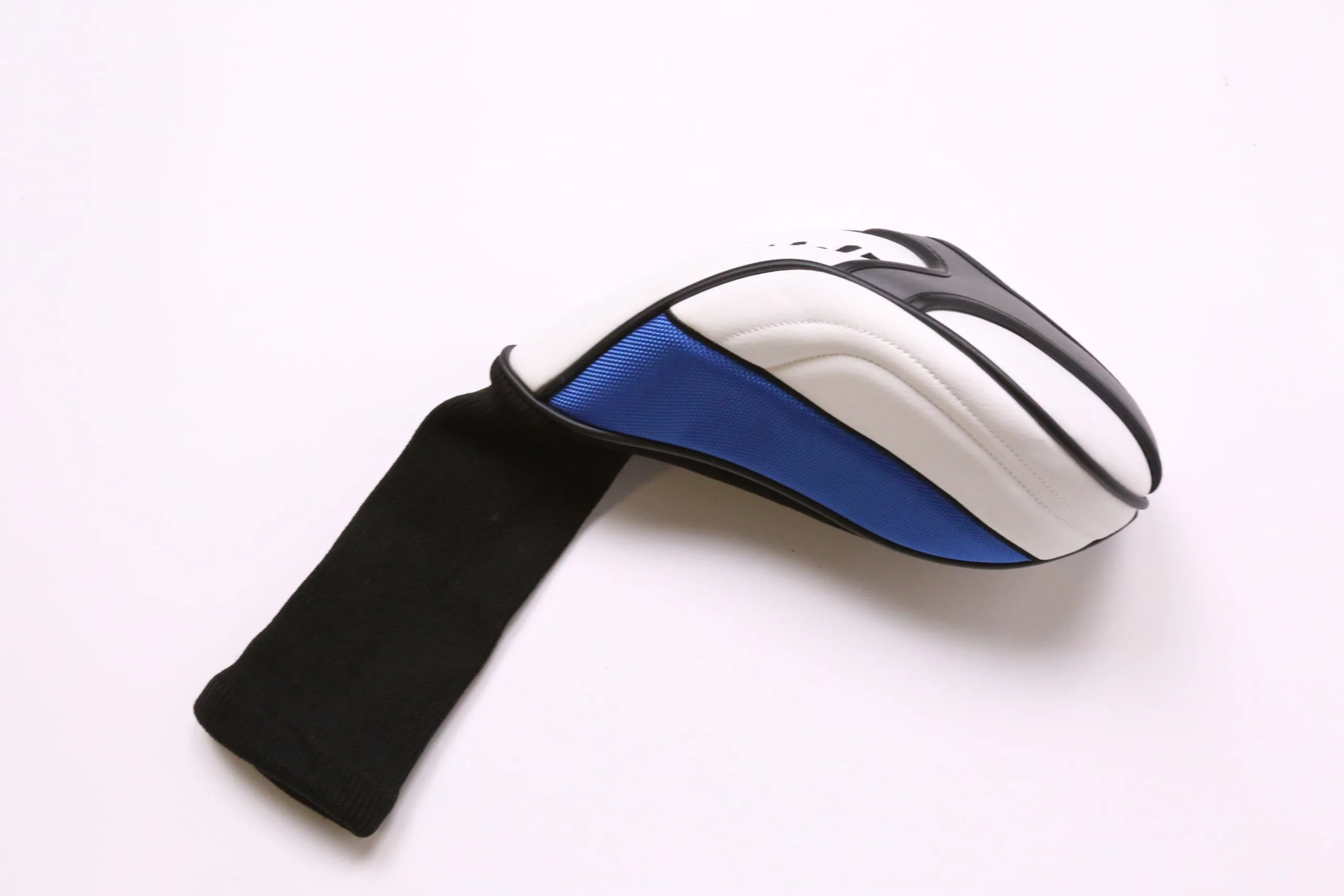 TaylorMade Jetspeed Driver Headcover Only Blue/White Very Good Condition 5 TaylorMade Jetspeed Driver Headcover Only Blue/White Very Good Condition - Image 3