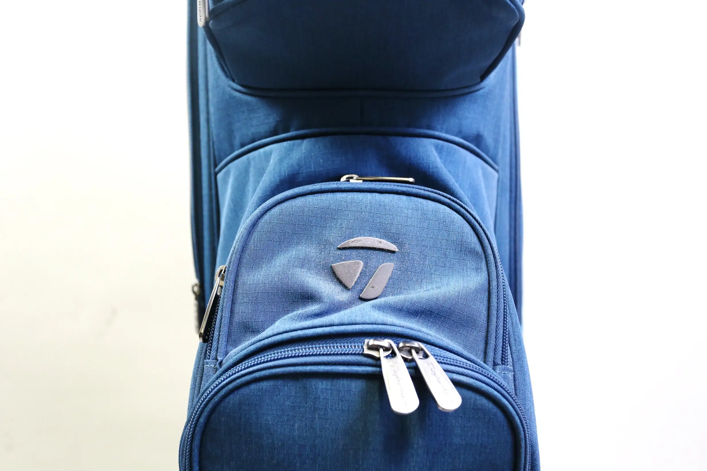 TaylorMade Blue/Gray Cart Bag 15 Dividers 7 Pockets Shoulder Strap Raincover 10 TaylorMade Blue/Gray Cart Bag 15 Dividers 7 Pockets Shoulder Strap Raincover - Image 8