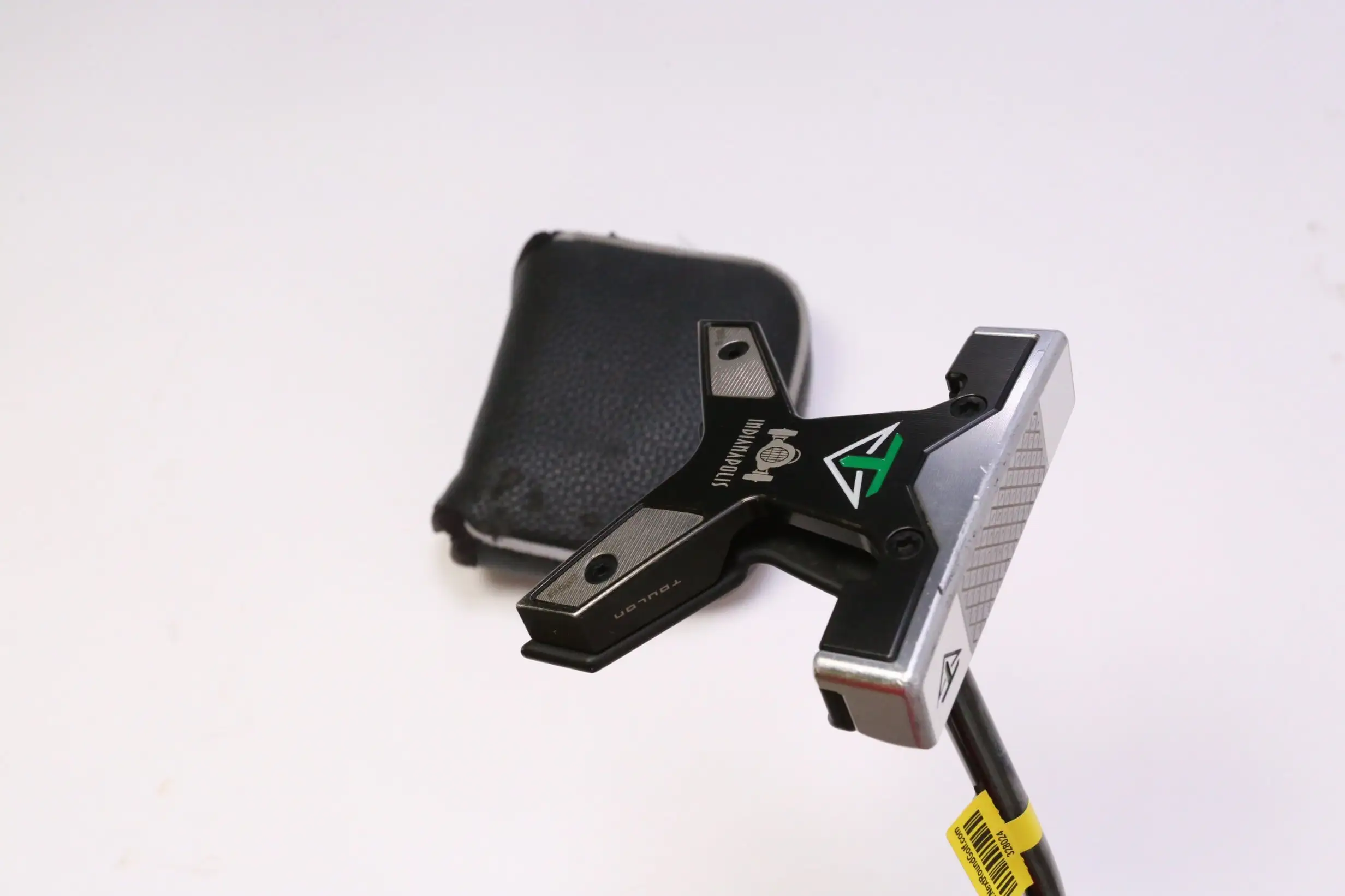 Toulon Design Indianapolis Putter RH 35 In Black Steel Shaft Lamkin Toulon Grip 3 Toulon Design Indianapolis Putter RH 35 In Black Steel Shaft Lamkin Toulon Grip
