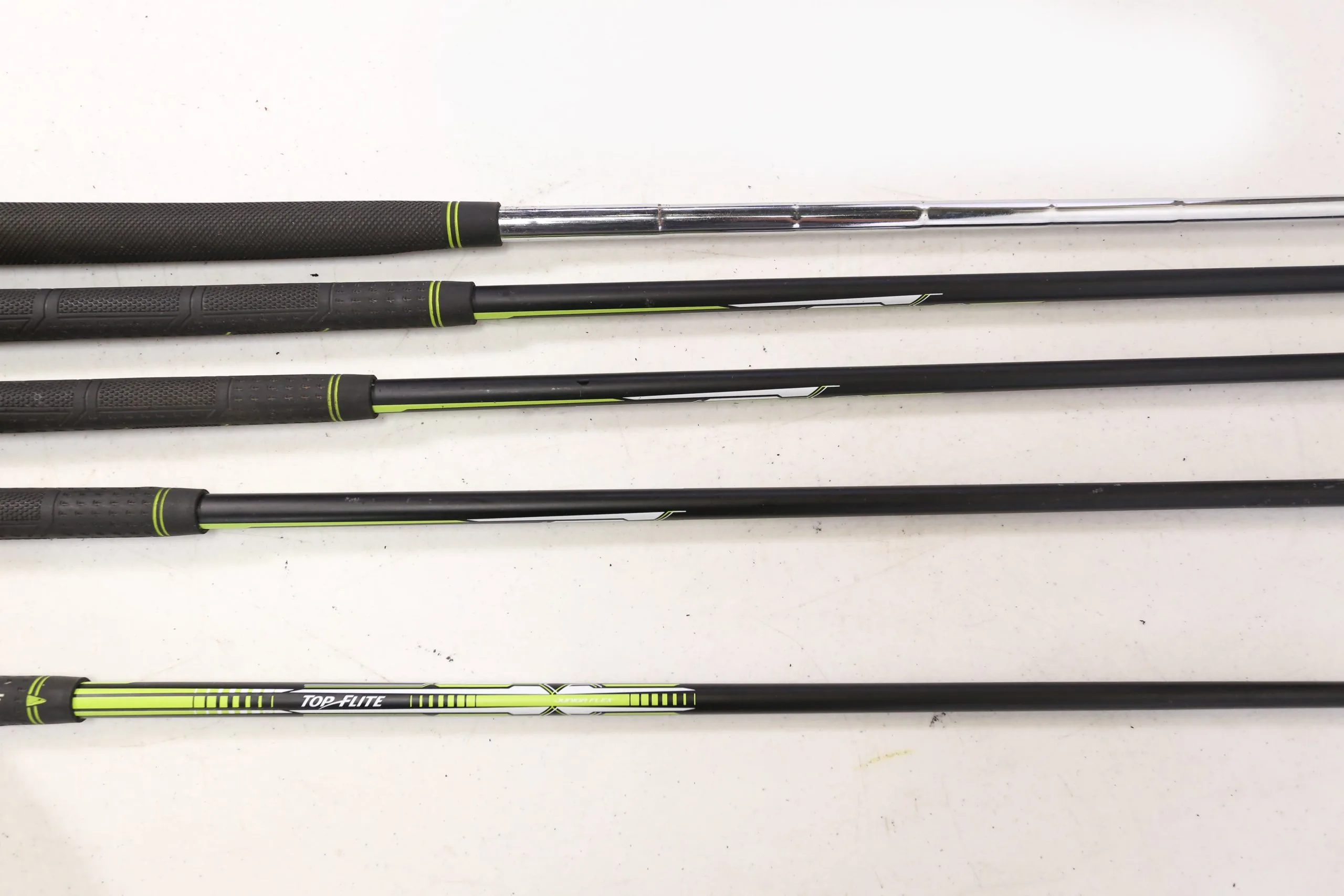 Top Flite 1W, Hybrid, 7, SW, Putter RH Kids Club Set W/ Bag 13 Top Flite 1W, Hybrid, 7, SW, Putter RH Kids Club Set W/ Bag - Image 11