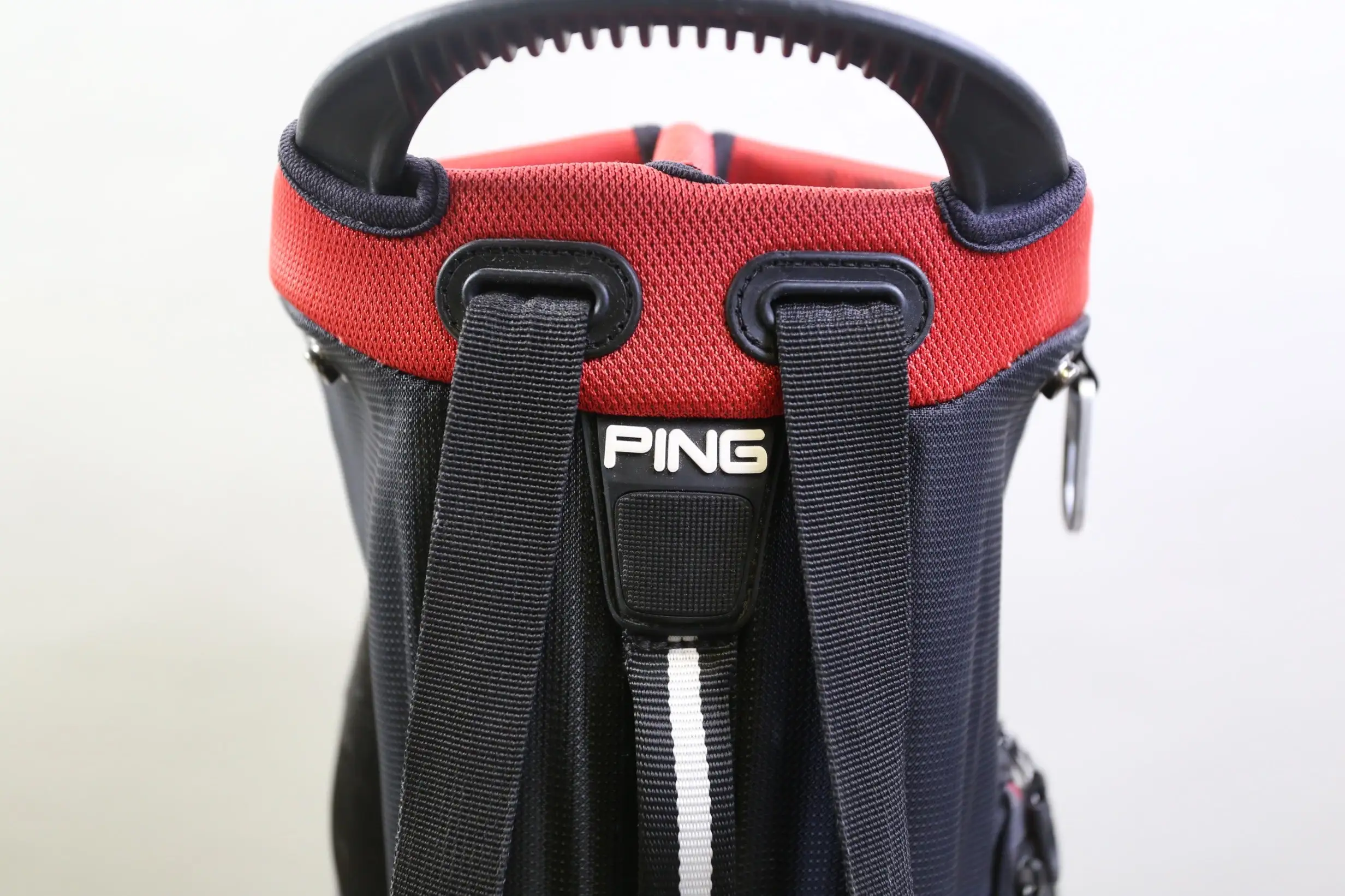 Ping E2 Black And Red Hoofer 5 Way 8 Pocket Stand Bag 10 Ping E2 Black And Red Hoofer 5 Way 8 Pocket Stand Bag - Image 8