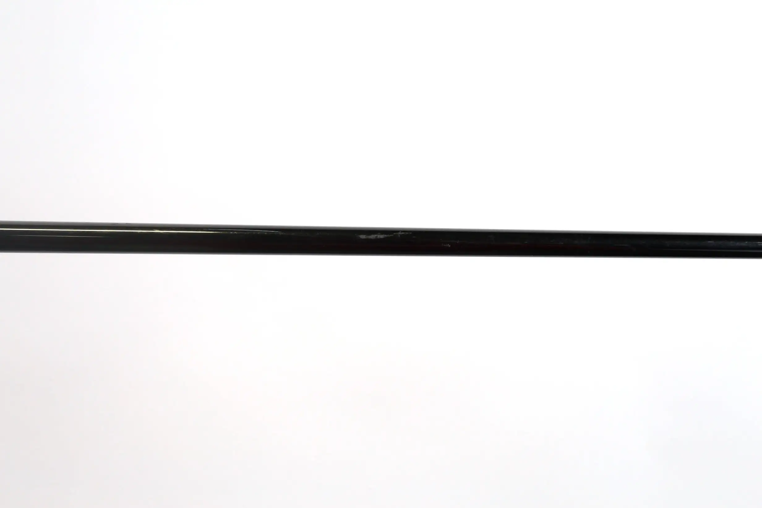 Fujikura Atmos Red 5R Driver Shaft 44.75 In 55g Regular Flex Taylormade Tip 5 Fujikura Atmos Red 5R Driver Shaft 44.75 In 55g Regular Flex Taylormade Tip - Image 3