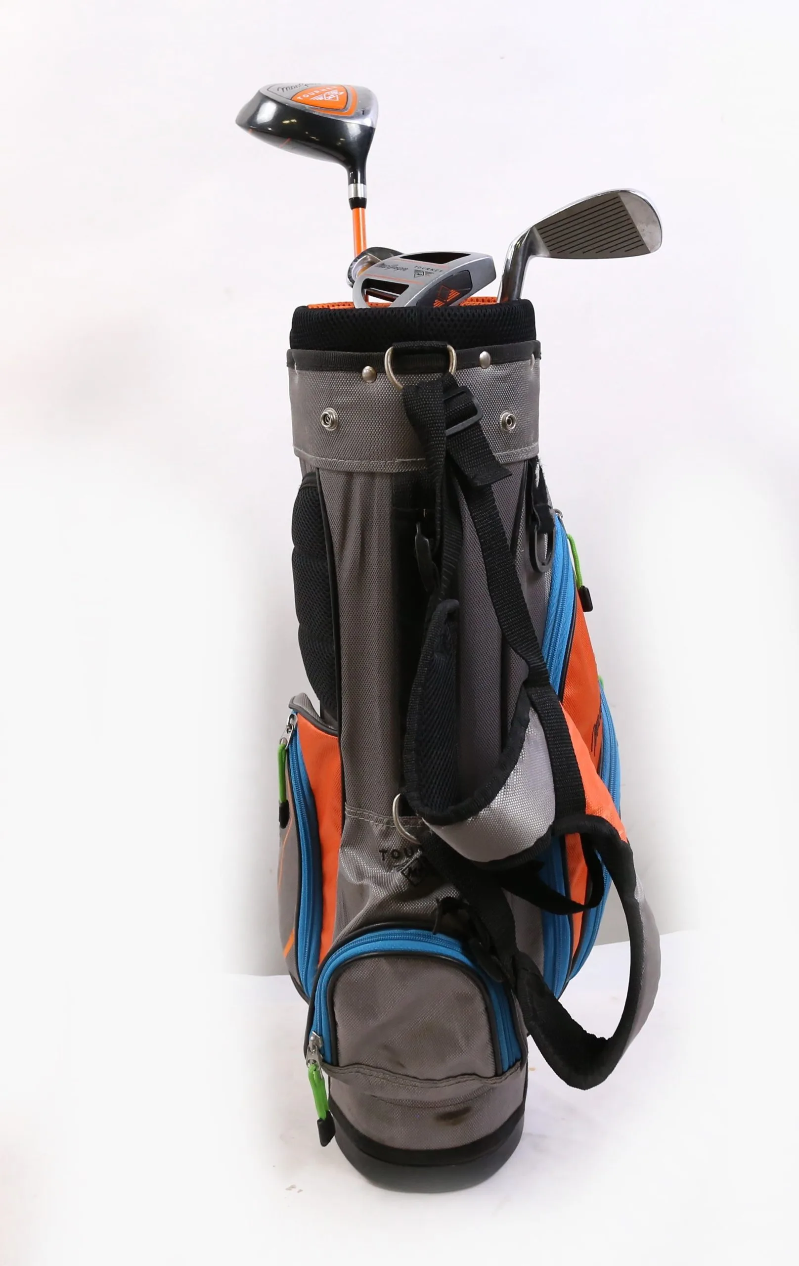 MacGregor 1W, 7, W, Putter RH Kids Club Set W/ Bag 4 MacGregor 1W, 7, W, Putter RH Kids Club Set W/ Bag - Image 3