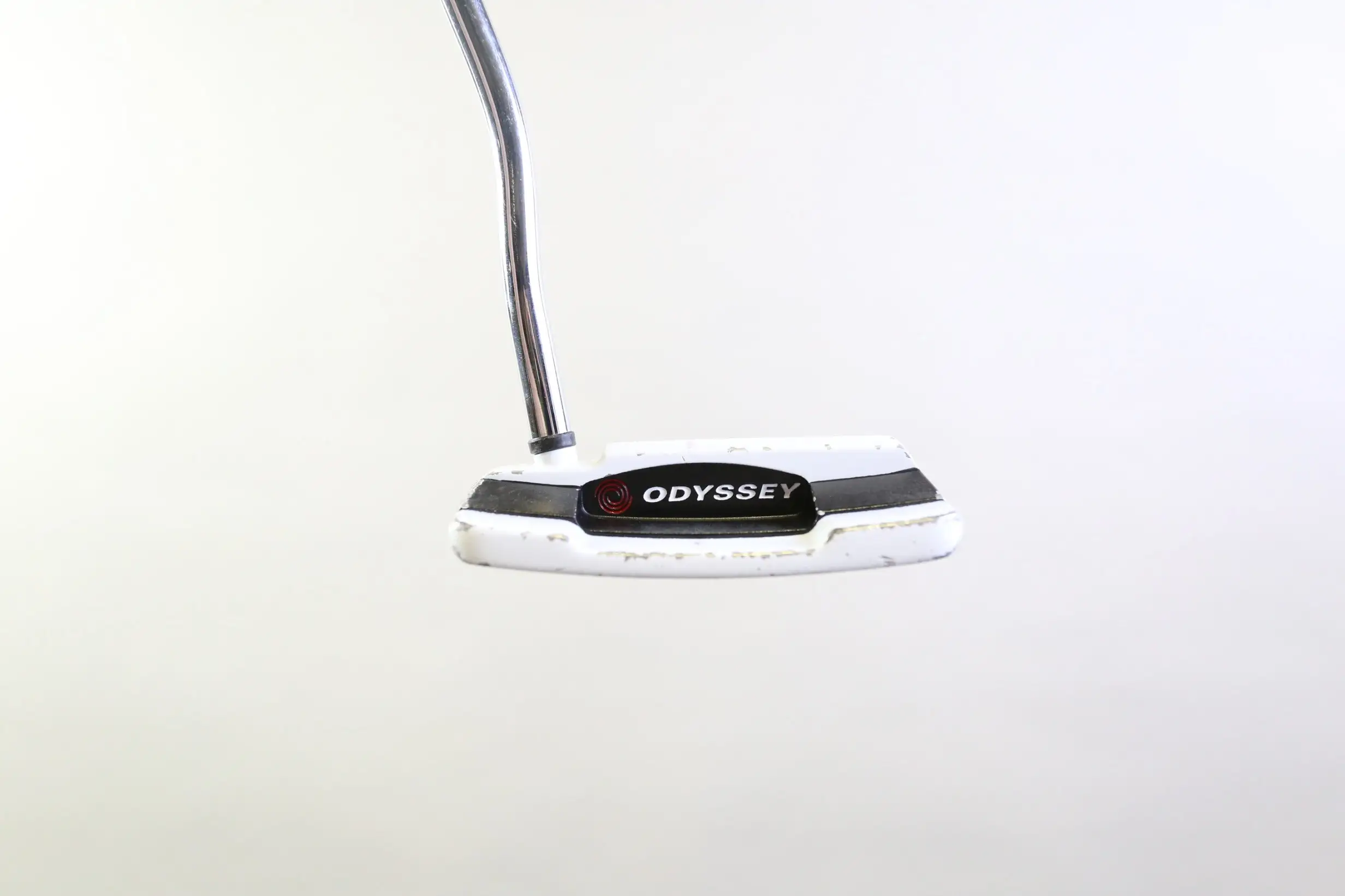 Odyssey Versa #1 Wide White Putter RH 35 In Steel Shaft Oncourse Grip Mid-Mallet 7 Odyssey Versa #1 Wide White Putter RH 35 In Steel Shaft Oncourse Grip Mid-Mallet - Image 5