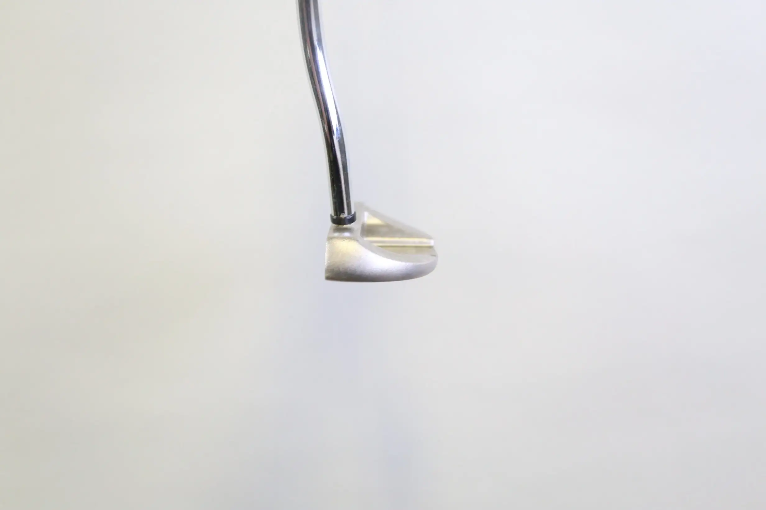 Odyssey White Hot #5 Putter RH 35 In Odyssey Steel Shaft Mid-Mallet 6 Odyssey White Hot #5 Putter RH 35 In Odyssey Steel Shaft Mid-Mallet - Image 4