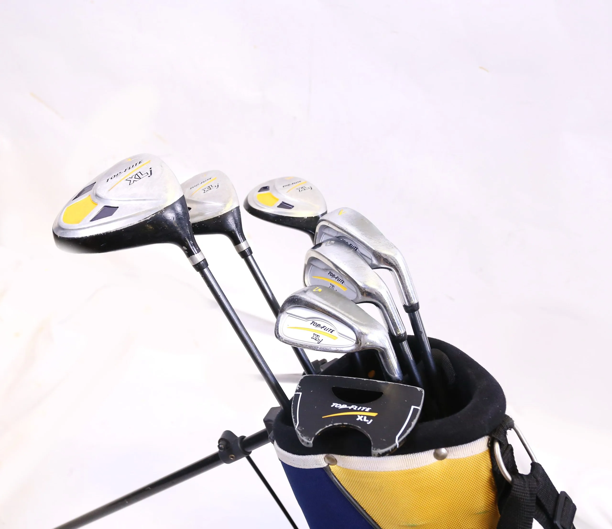 Top Flite XLj Driver, 5W, 5H, 7, 9, SW, Putter Kids Set RH Blue/Yellow Stand Bag 4 Top Flite XLj Driver, 5W, 5H, 7, 9, SW, Putter Kids Set RH Blue/Yellow Stand Bag - Image 2