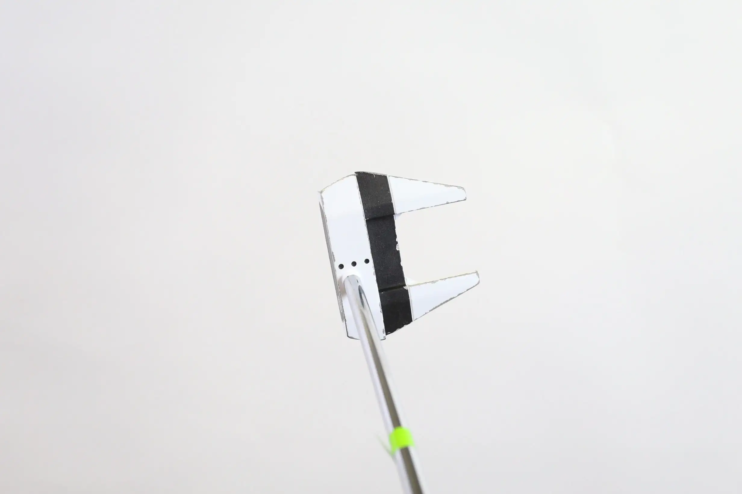 Odyssey Versa #7CS White Putter RH 35 In TaylorMade Steel Shaft 9 Odyssey Versa #7CS White Putter RH 35 In TaylorMade Steel Shaft - Image 7