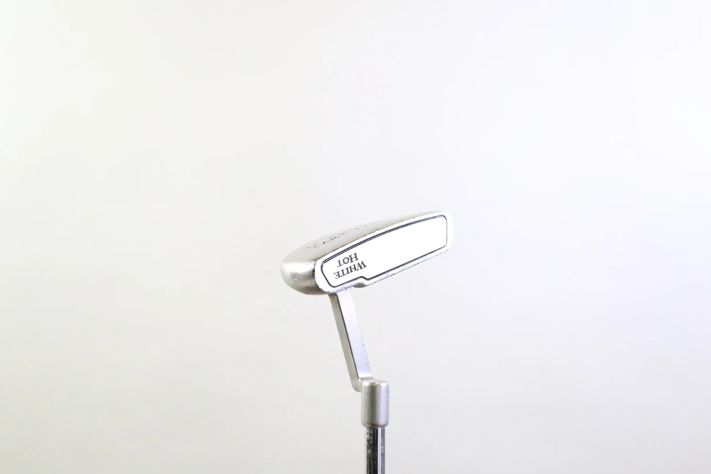 Odyssey White Hot #7 Putter RH 33 In Steel Shaft 5 Odyssey White Hot #7 Putter RH 33 In Steel Shaft - Image 3