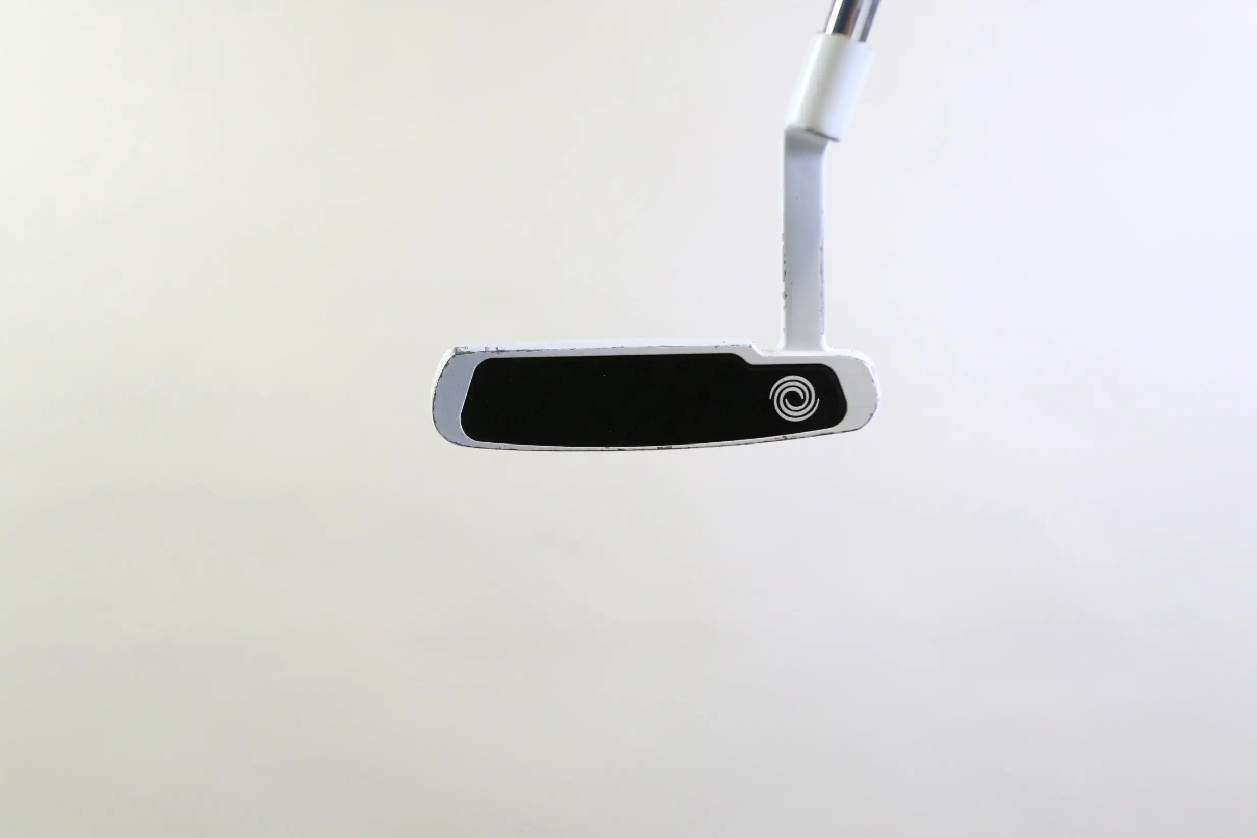 Odyssey Versa 330 Mallet White Putter RH 34 In Steel Shaft 6 Odyssey Versa 330 Mallet White Putter RH 34 In Steel Shaft - Image 4
