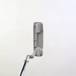 Odyssey White Hot XG #1 Putter RH 33.25 In Odyssey Steel Shaft New Grip -GOLF BAGS Sales d0a8f075 34cf 520e 8f7b 86e312442cc0