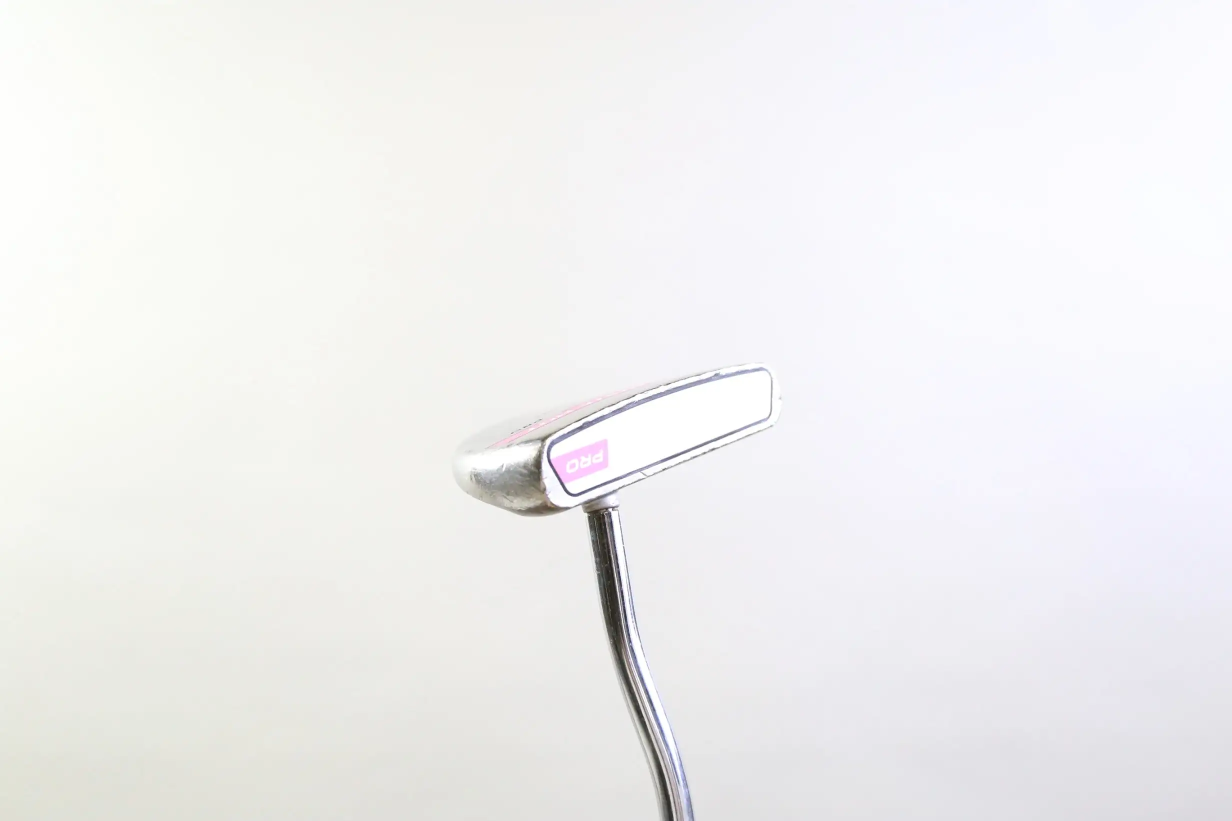 Odyssey White Hot Pro V-Line Putter RH 33.25 In Steel Shaft Oncourse Grip Mallet 5 Odyssey White Hot Pro V-Line Putter RH 33.25 In Steel Shaft Oncourse Grip Mallet - Image 3