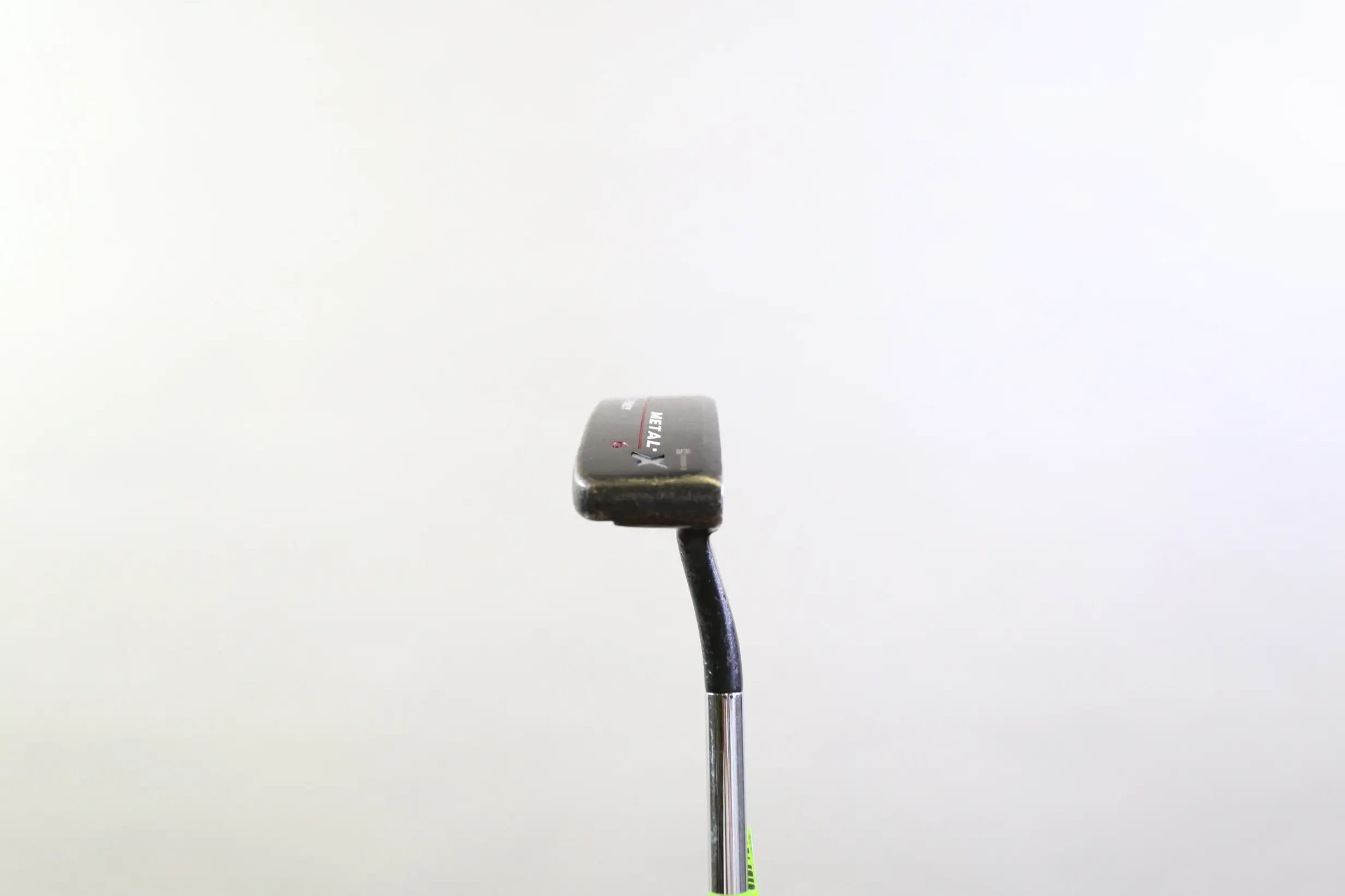 Odyssey Metal-X #6 Putter RH 33 In Steel Shaft Oncourse Grip Blade 4 Odyssey Metal-X #6 Putter RH 33 In Steel Shaft Oncourse Grip Blade - Image 2