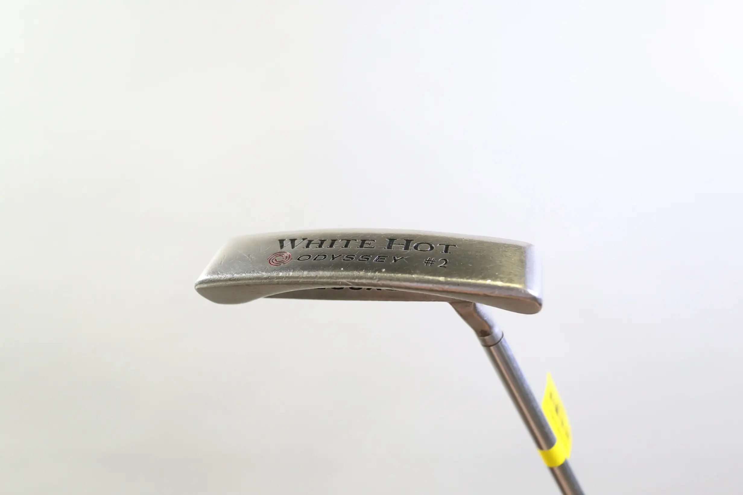 Odyssey White Hot #2 Putter RH 32.75 In Steel Shaft Odyssey Grip Blade 3 Odyssey White Hot #2 Putter RH 32.75 In Steel Shaft Odyssey Grip Blade