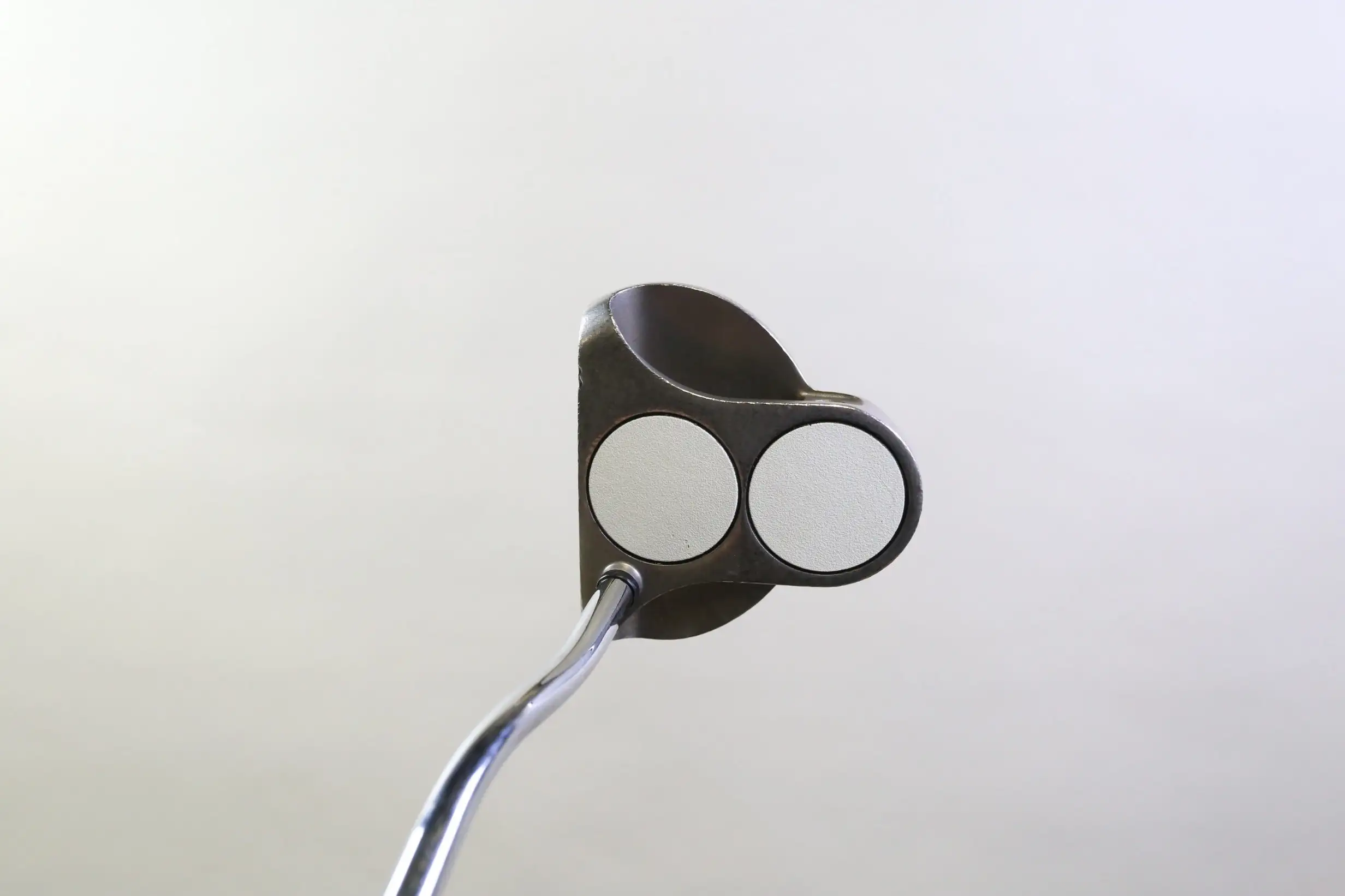 Odyssey White Hot 2-Ball Putter RH 34.5 In Steel Shaft Pistol GT Grip Mallet 8 Odyssey White Hot 2-Ball Putter RH 34.5 In Steel Shaft Pistol GT Grip Mallet - Image 6