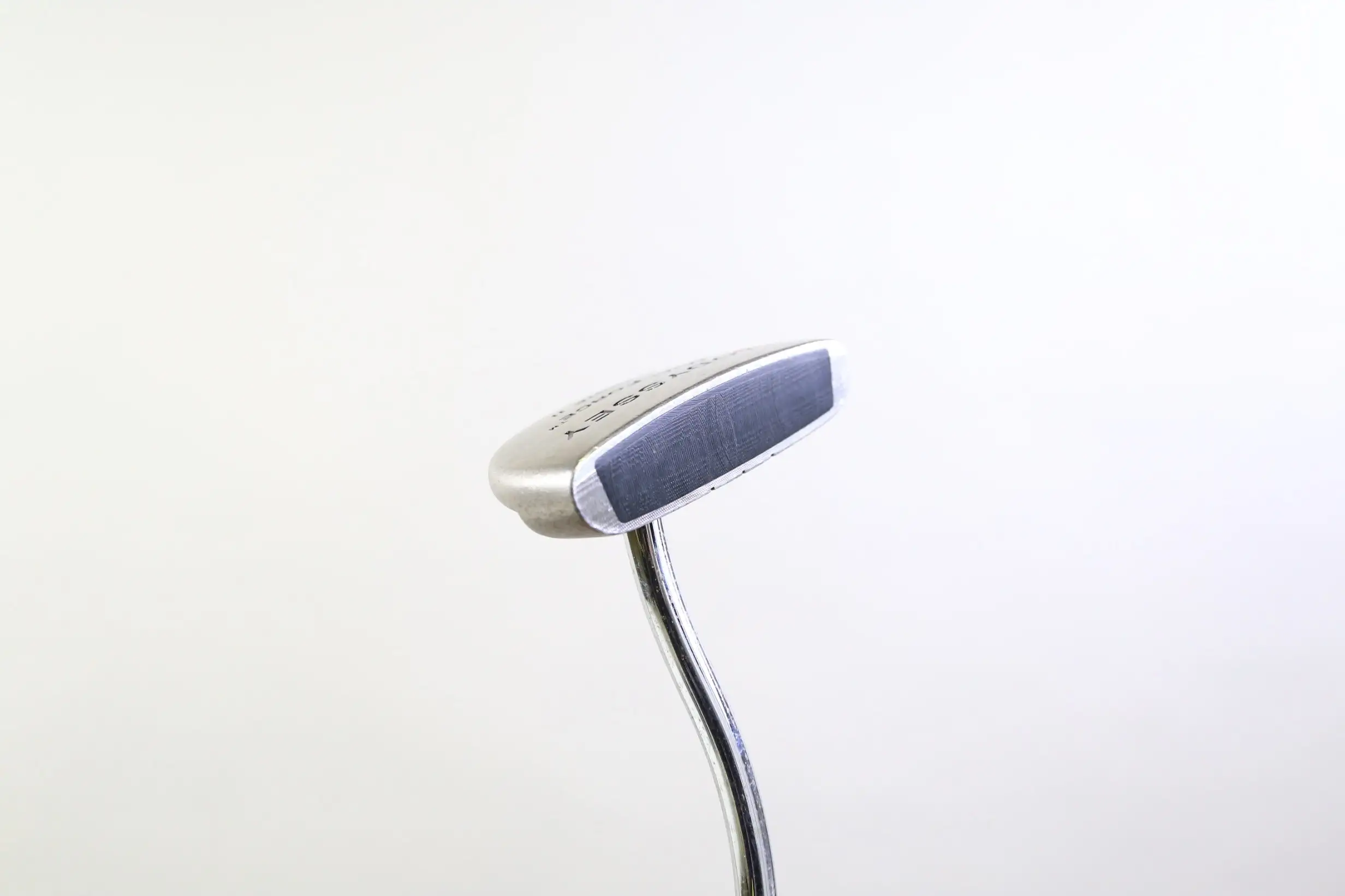 Odyssey DF Rossie 2 Putter RH 35 In Steel Shaft Odyssey Grip Mid-mallet 5 Odyssey DF Rossie 2 Putter RH 35 In Steel Shaft Odyssey Grip Mid-mallet - Image 3