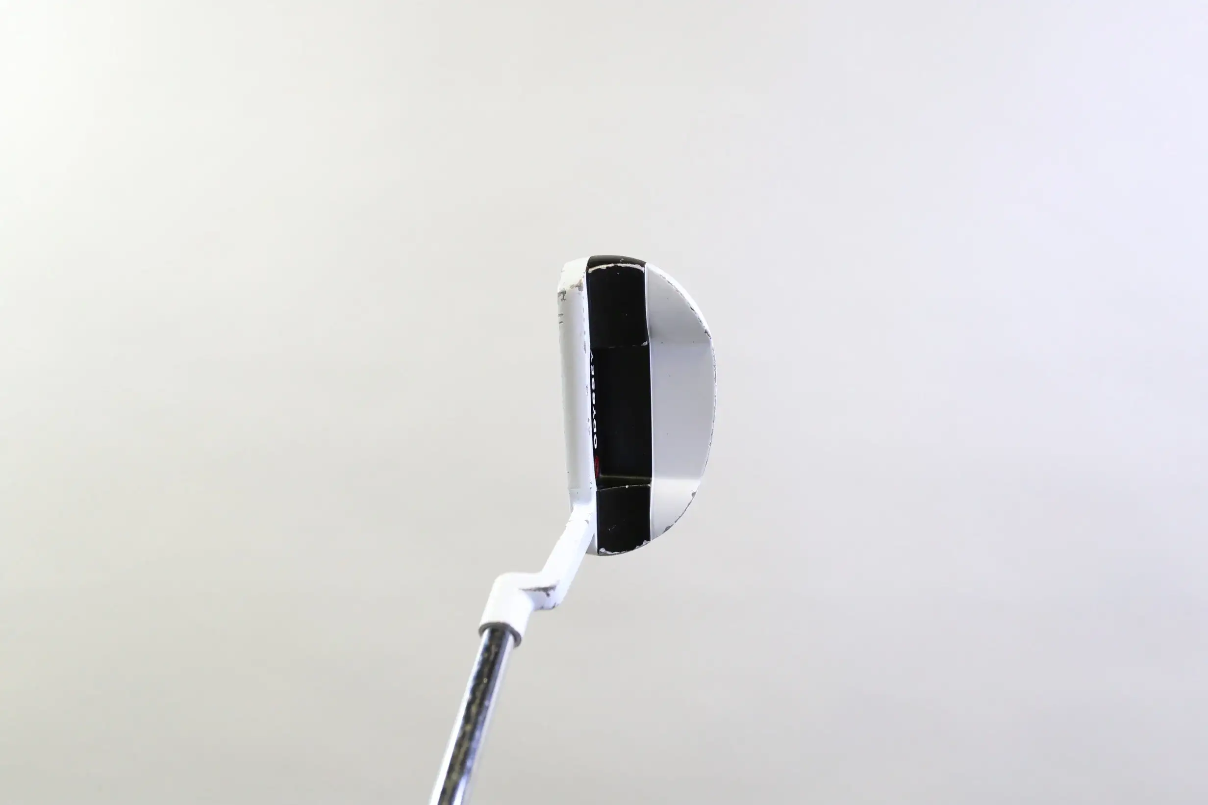 Odyssey Versa 330 Mallet White Putter RH 34 In Steel Shaft 8 Odyssey Versa 330 Mallet White Putter RH 34 In Steel Shaft - Image 6
