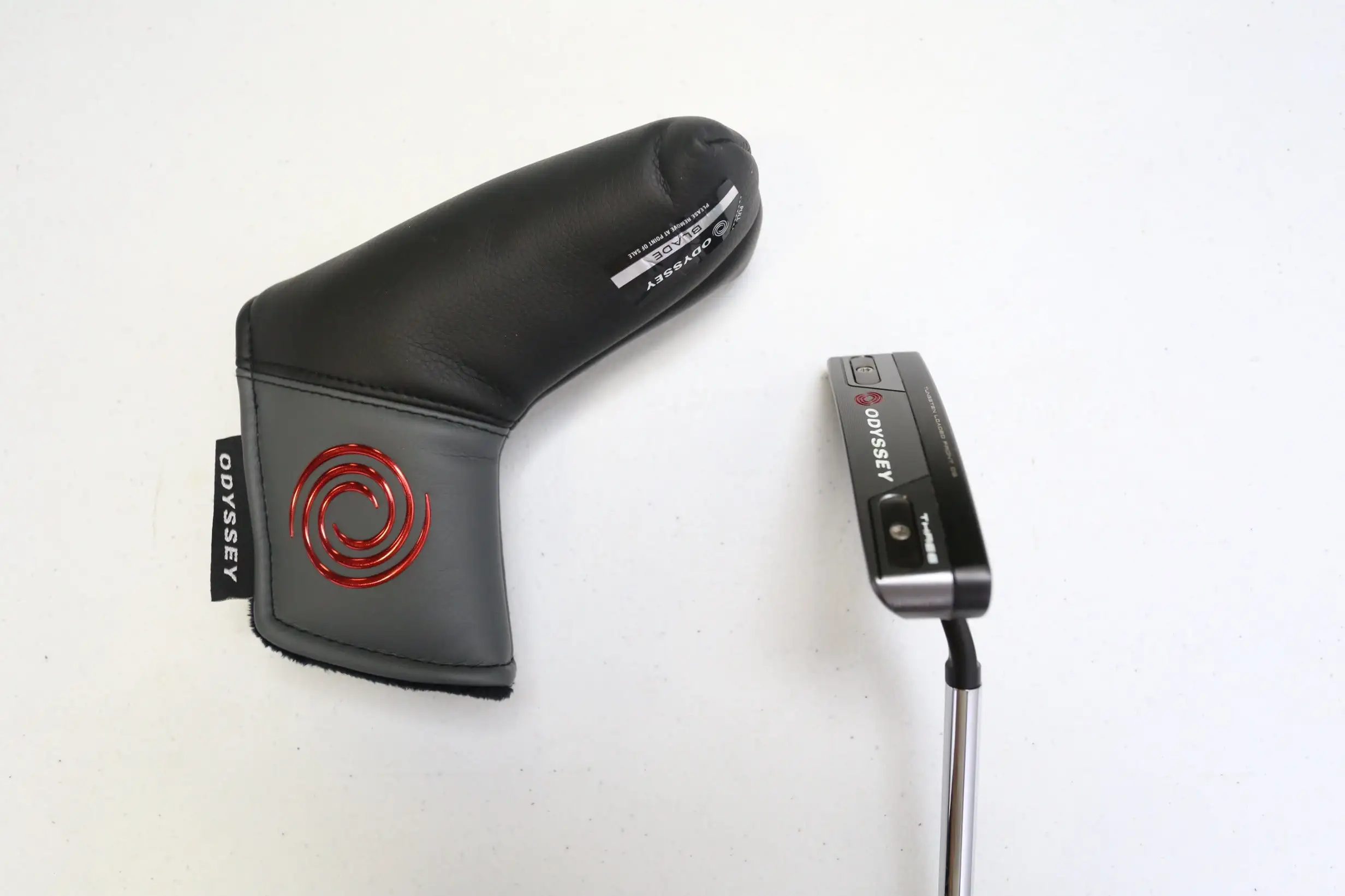 Odyssey Tri-Hot 5K Three Putter RH 34 In Odyssey Graphite/Steel SuperStroke Grip 3 Odyssey Tri-Hot 5K Three Putter RH 34 In Odyssey Graphite/Steel SuperStroke Grip